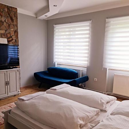 Huerrem Apartman エゲル エクステリア 写真
